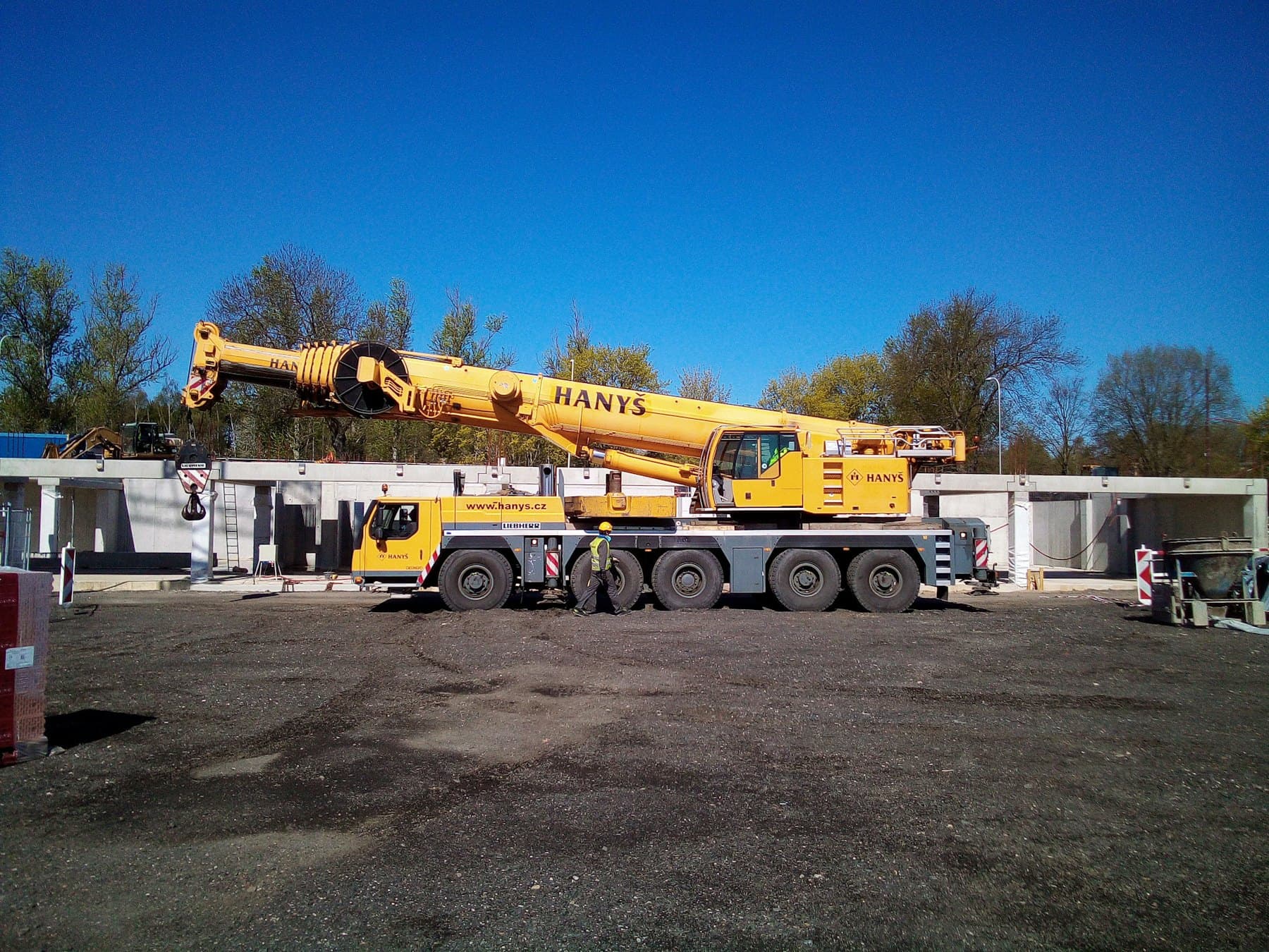 Grue mobile sur un chantier